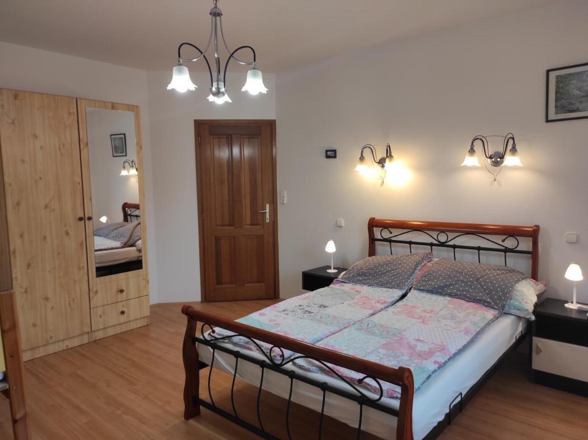 Badacsony Apartmanhaz Badacsonytomaj Ngoại thất bức ảnh
