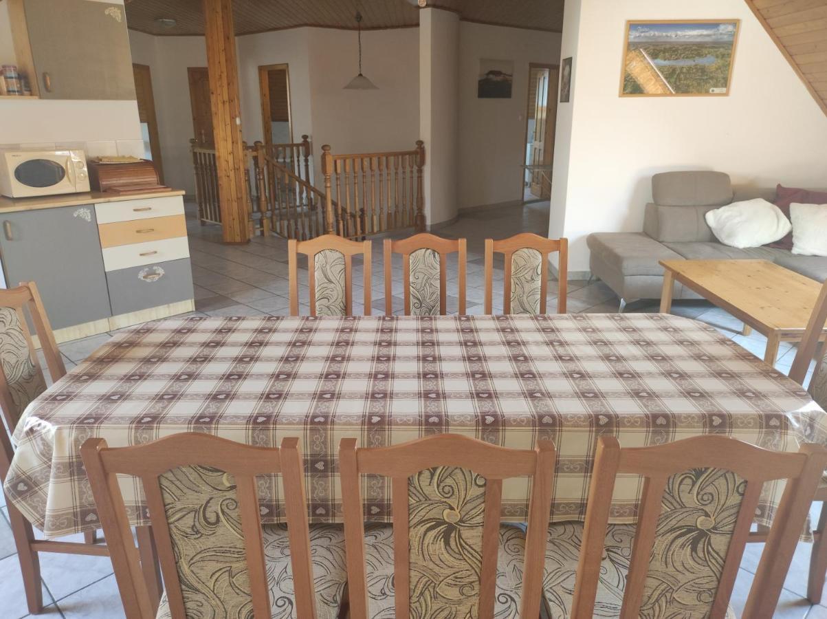 Badacsony Apartmanhaz Badacsonytomaj Ngoại thất bức ảnh