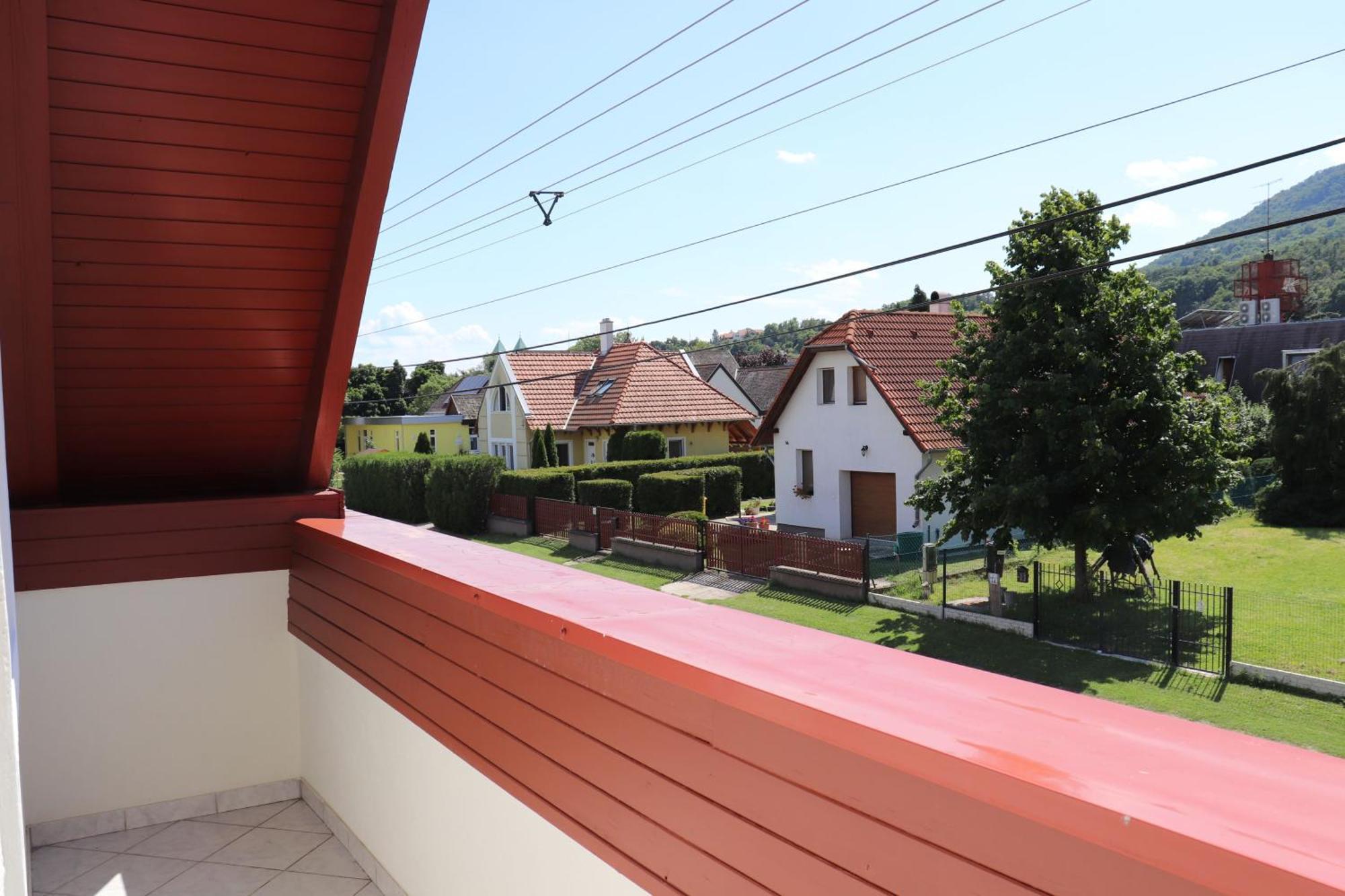 Badacsony Apartmanhaz Badacsonytomaj Ngoại thất bức ảnh