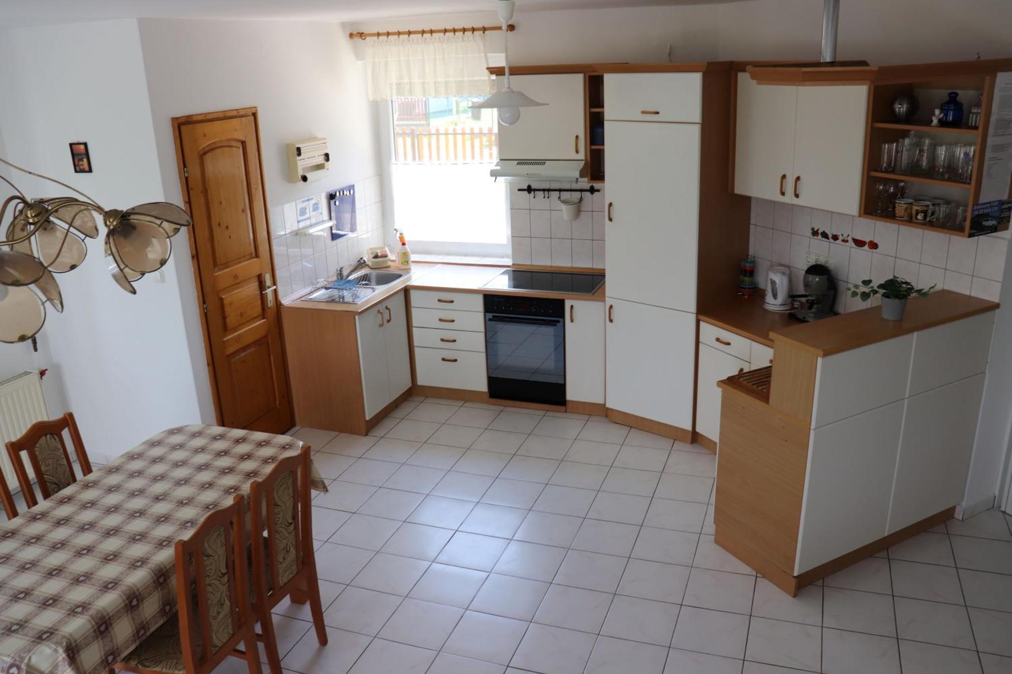 Badacsony Apartmanhaz Badacsonytomaj Ngoại thất bức ảnh